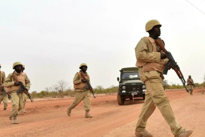 Un convoi de véhicules militaires sème le trouble à la frontière entre la Côte d’Ivoire et le Burkina Faso