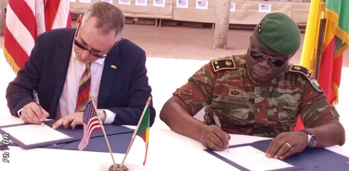 Bénin : en plein conflit avec le Niger, l'armée béninoise reçoit la visite des États-Unis